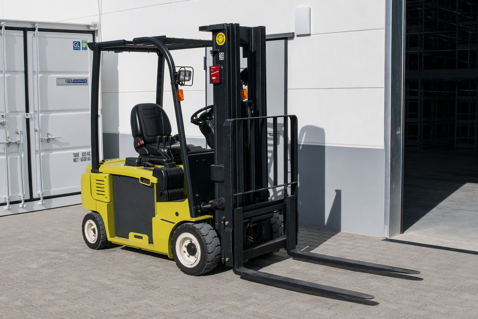 Forklift Finance: Helping Businesses Lift More Than Just Pallets